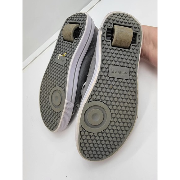 Heelys Grey and White Canvas top shoes size 6 - Picture 7 of 7